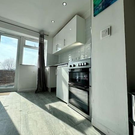 Flat On High Street Apartment Saltdean ภายนอก รูปภาพ