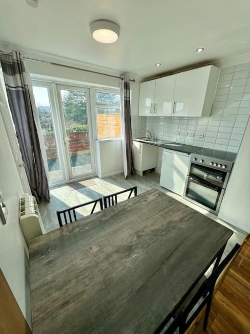 Flat On High Street Apartment Saltdean ภายนอก รูปภาพ